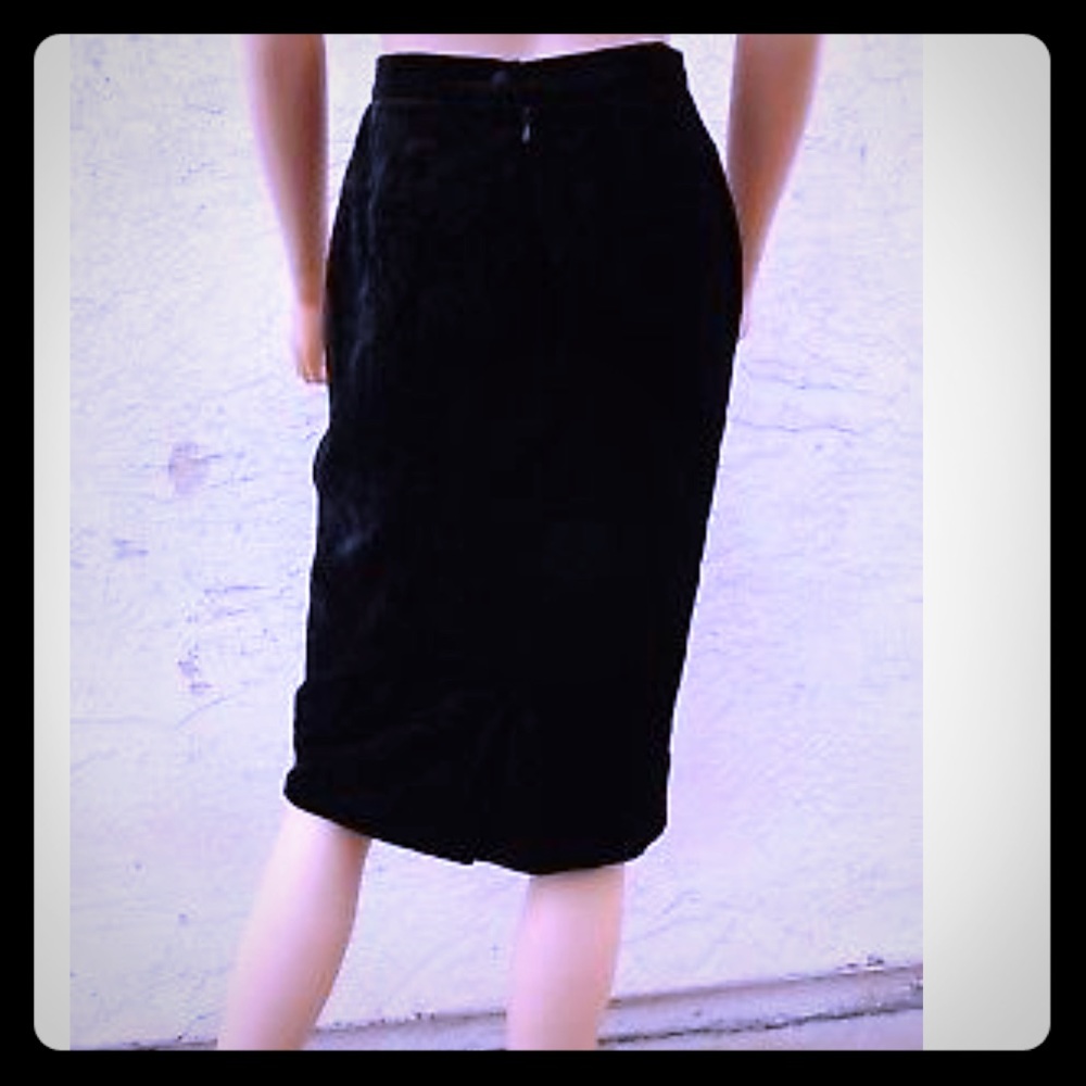 Vintage Valentino Night Velvet lunes pencil skirt